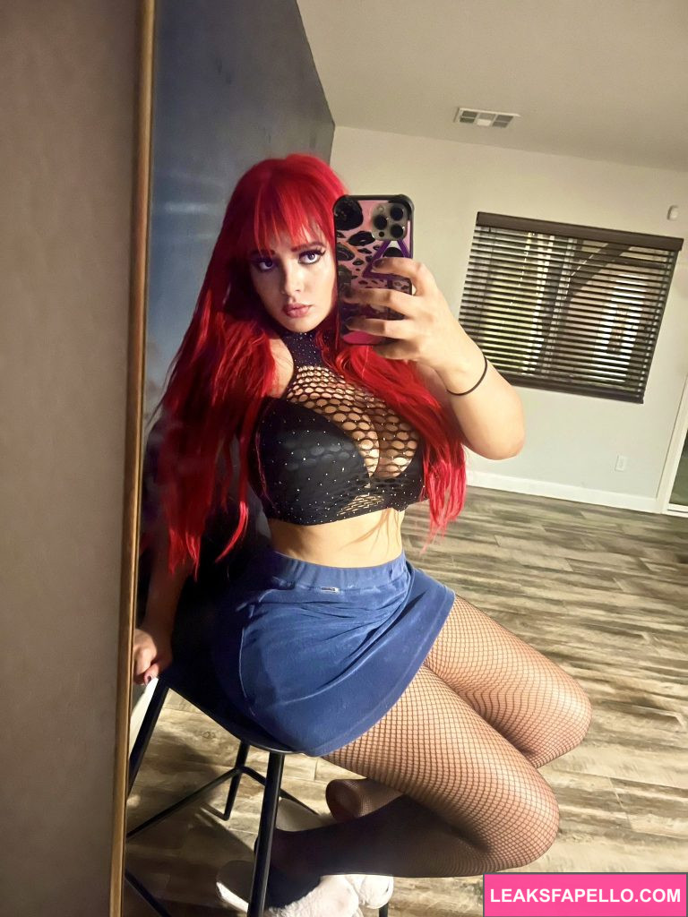 Brie Nightwood @brienightwood OnlyFans big tits red haired Only Fans model wearing jeans skirt and black tops 