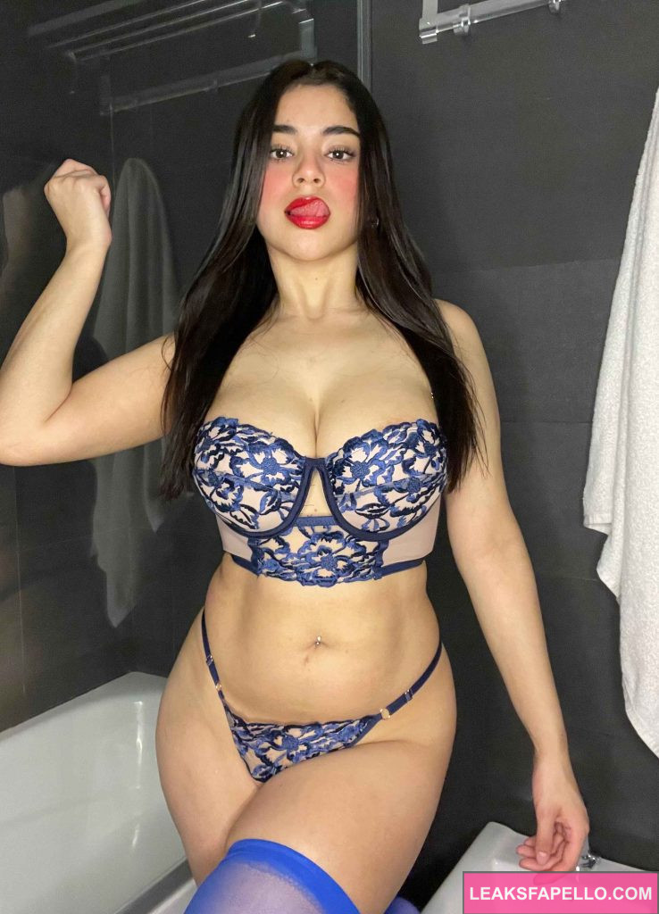 Angelina @sweetie.angelina OnlyFans big tits thick ass sexy hot only fan model wearing blue lingerie