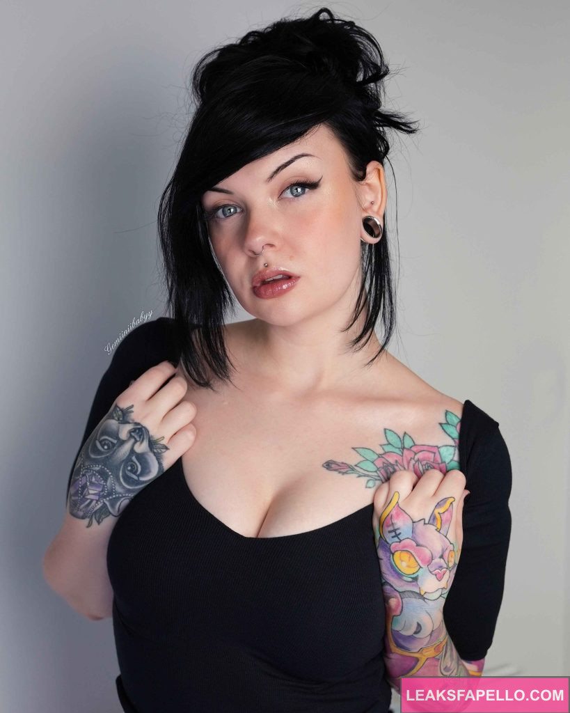 Gem @gemiinibaby OnlyFans emo big tits tattoed only fans model wearing black shirt