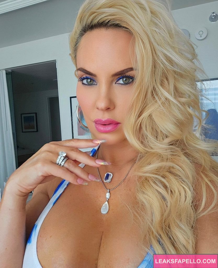 Coco Austin @coco OnlyFans big tits milf busty thick hot only fans model wearing white top