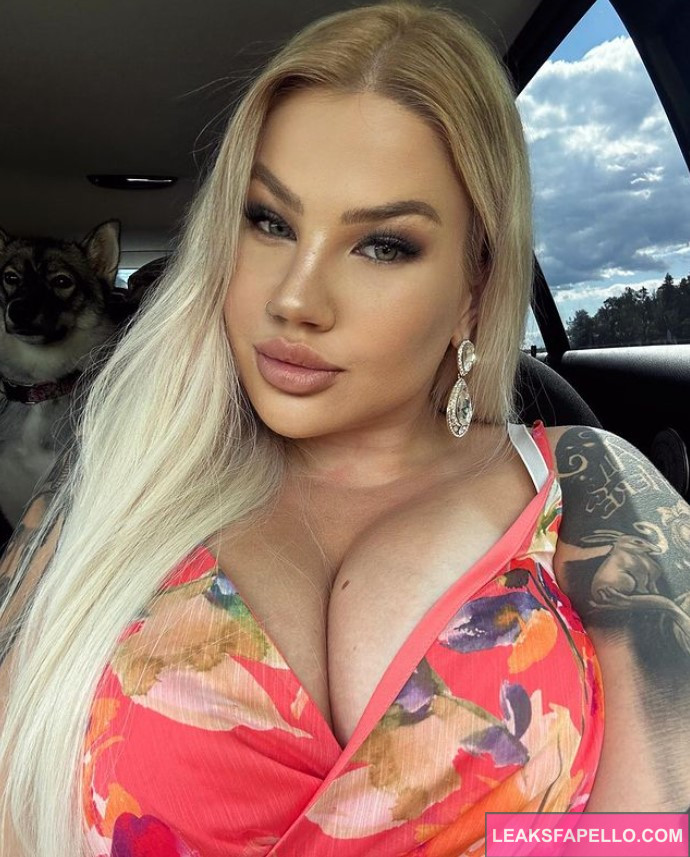 Jasmin Juliet @jasminjuliet OnlyFans blonde thick big tits thick ass only fans model 