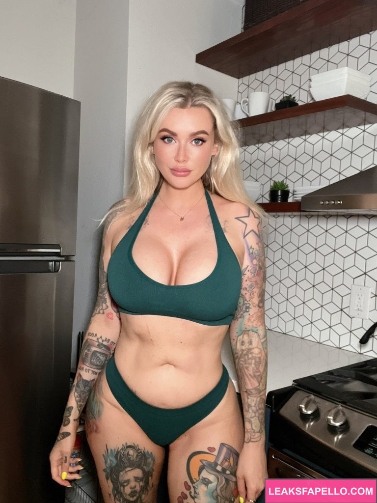 Laura Lux @lauralux OnlyFans MILF blonde big tits only fans model wearing green two p[iece