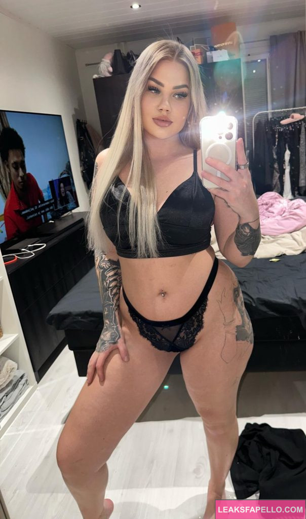 Jasmin Juliet @jasminjuliet OnlyFans blonde thick big tits thick ass only fans model wearing black lingerie mirror shot