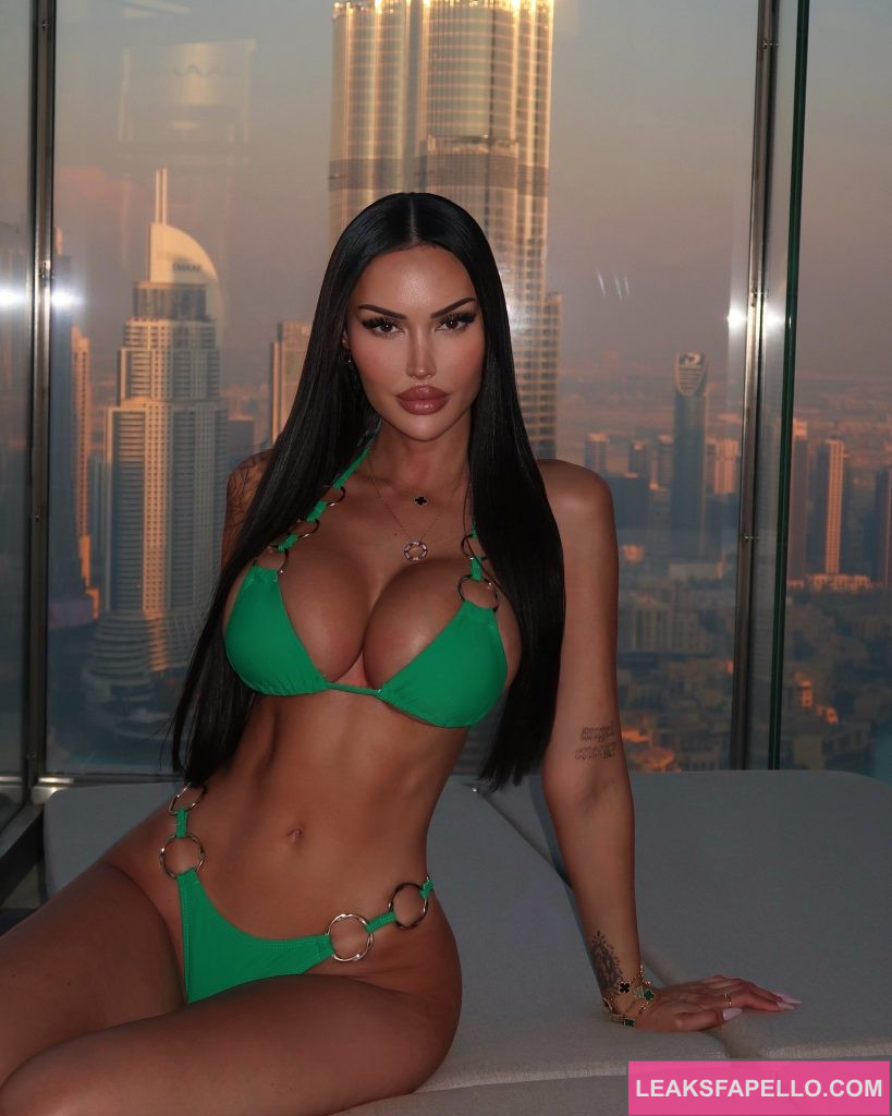 Annelese Milton @annelesemilton OnlyFans hot big tits sexy only fans model wearing green two piece bikni