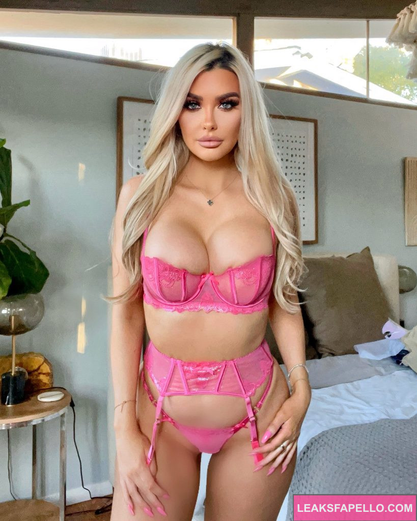 Emily Sears @emilysears OnlyFans big tits blonde thick ass only fans model wearing pink lingerie