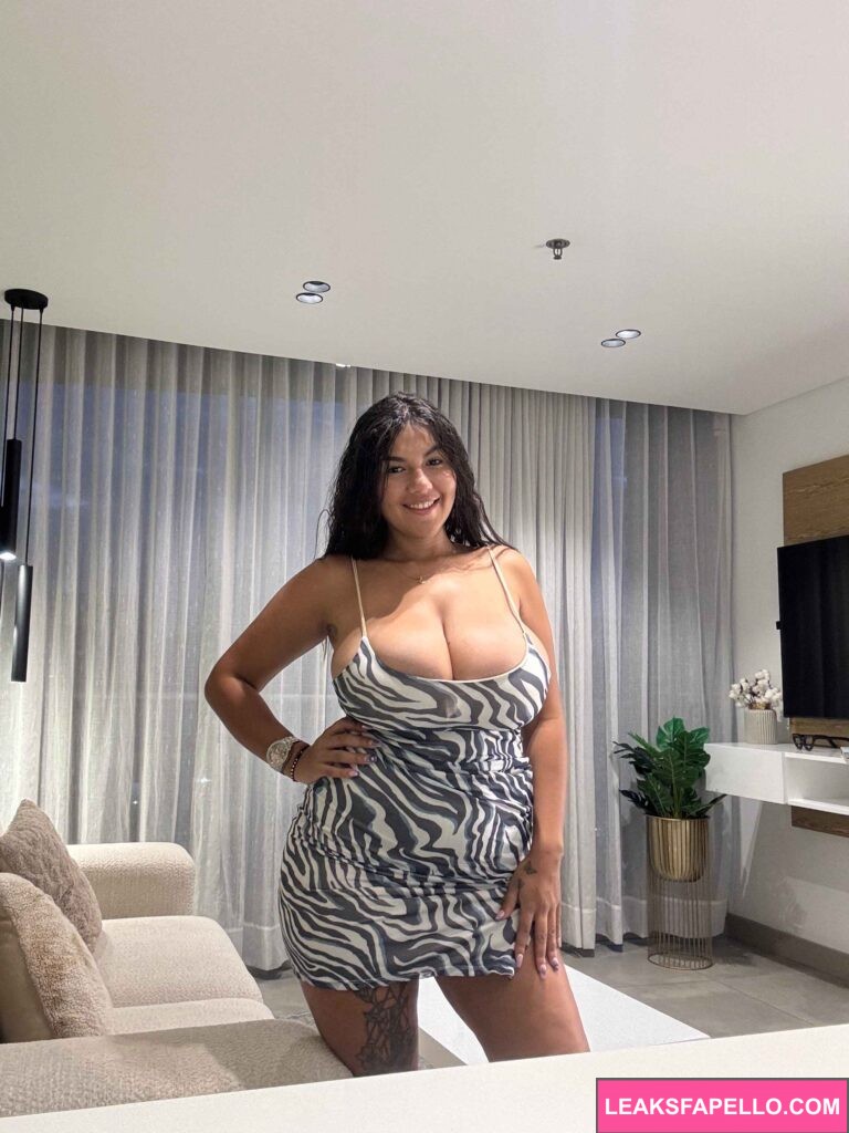 Dasani Delgado @wetlikedasanixo OnlyFans big boobs latina wearing how dress