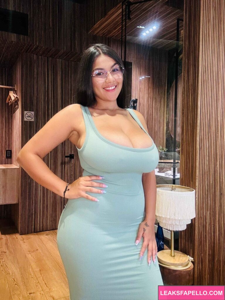 Dasani Delgado @wetlikedasanixo OnlyFans big boobs latina wearing sun dress