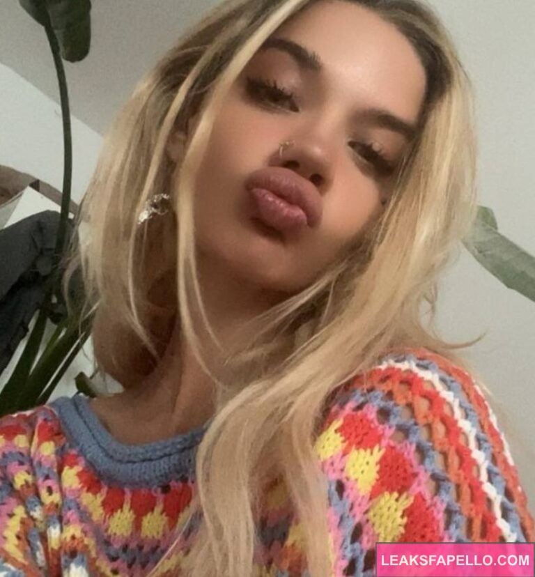 🔥 Alt Barbie: Your Super Horny Psychology Student GF (OnlyFans Leaks