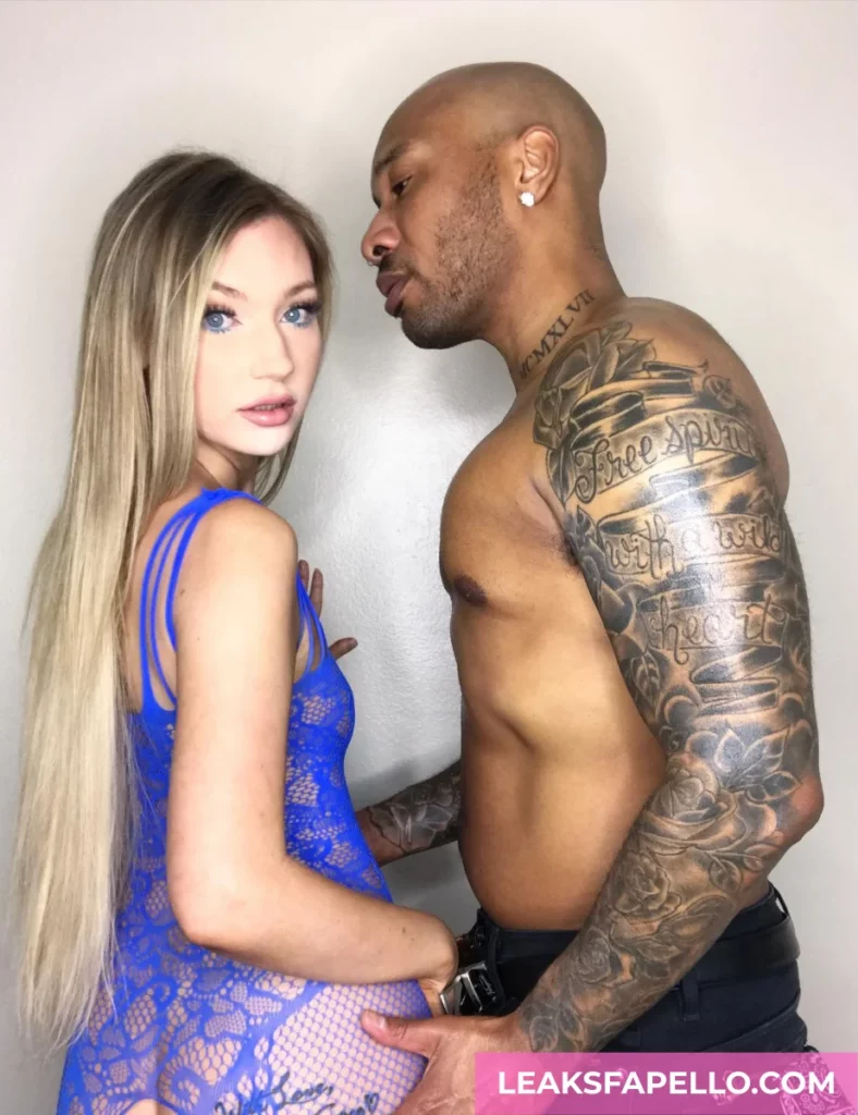 Daisy Lavoy together with his partner