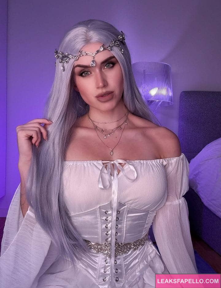 Adeline Frost dressed like a maiden