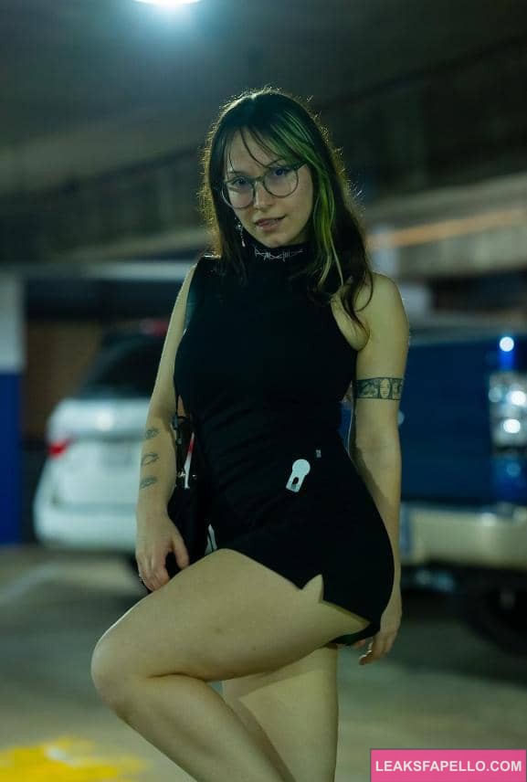BigTittyGothEgg standing in a sexy way
