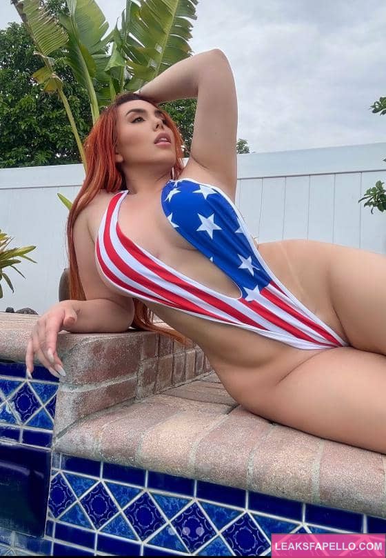 Mimi Boliviana in a sexy bikini