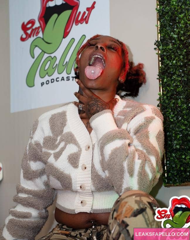 Mommy Mo with mouth open