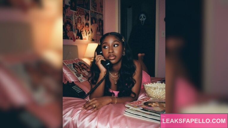 Jabubblebutt: The Hot Ebony From The Carribeans🌴☀️