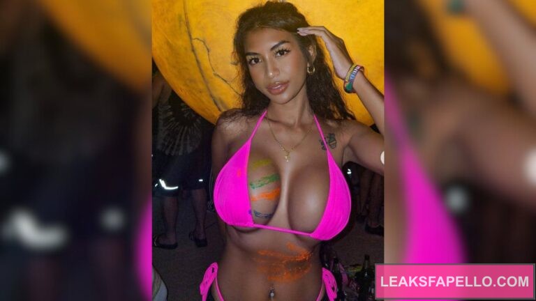 Maylee Fun: The Petite Slutty Asian Tease😜