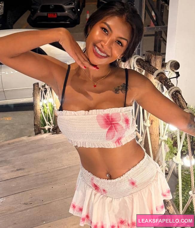 Maylee Fun in a cute dress